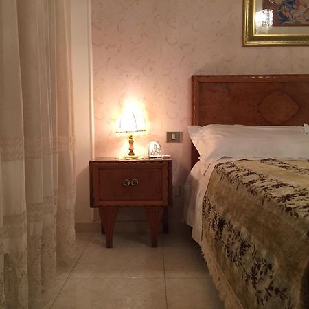 B&B Donna Porzia トラーニ エクステリア 写真
