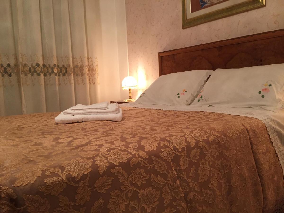 B&B Donna Porzia トラーニ エクステリア 写真